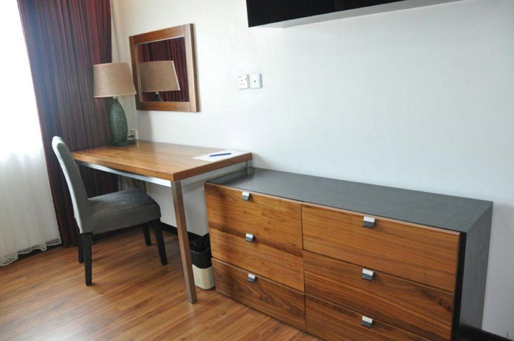 Likas Square Apartment Hotel Кота-Кинабалу Экстерьер фото
